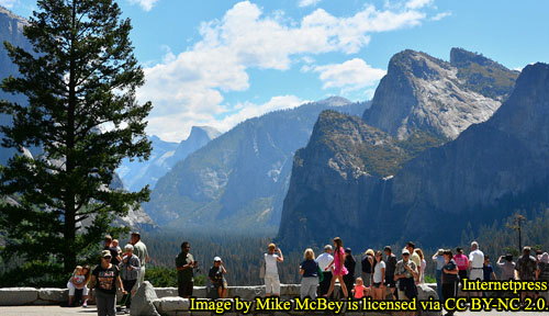 Wawona Tunnel View of Half Dome, Yosemite National Park