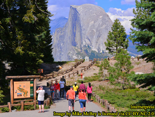 View of Half Dome from the Glacier Point trailhead